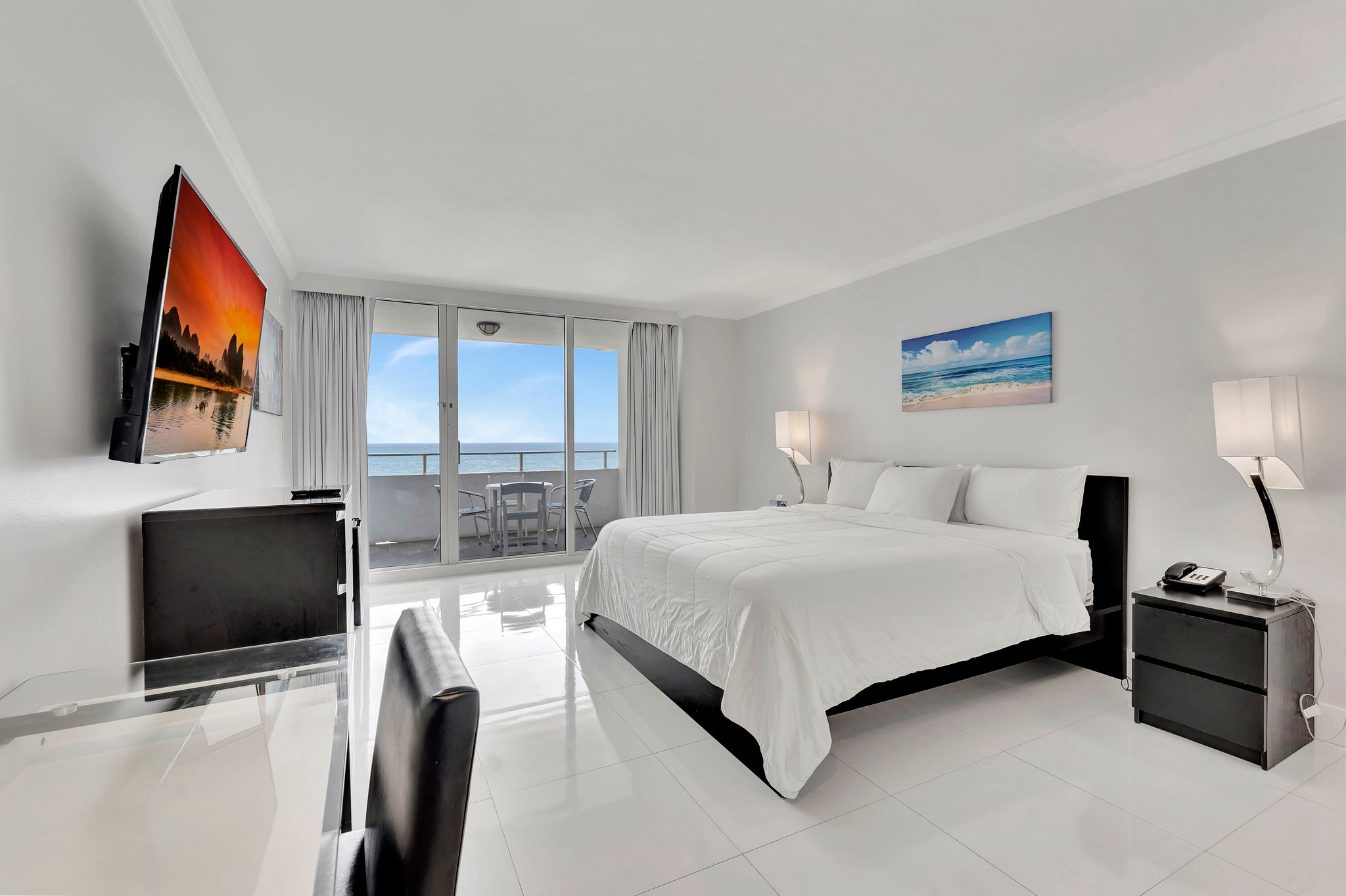 A Refined Beachfront Resort Stay
